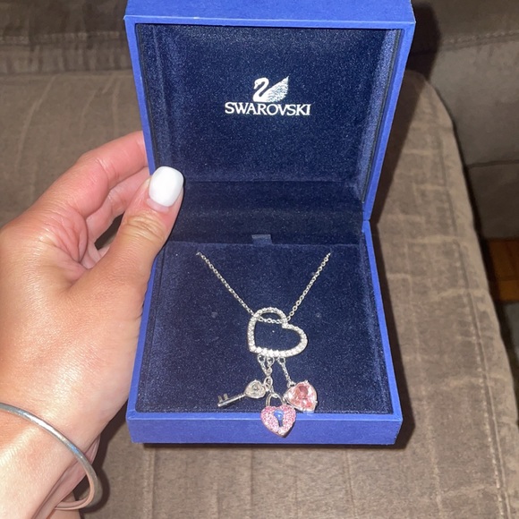 Swarovski Heart Necklace with Gems & Crystals - Picture 4 of 6